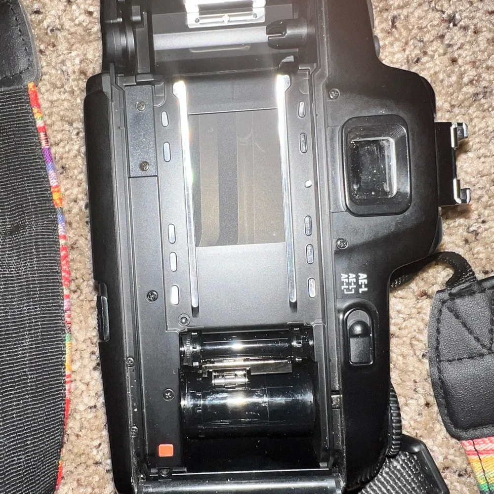 Nikon camera n6006